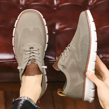 Leichte Schuhe für Herren in Weiß