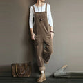 Damen Latzoverall mit aufgesetzten Taschen und lockerer Passform