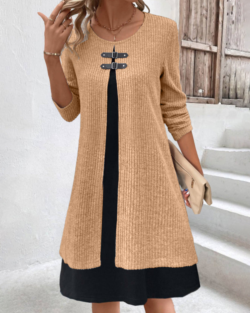 Rippenkleid mit langen Ärmeln in Grün