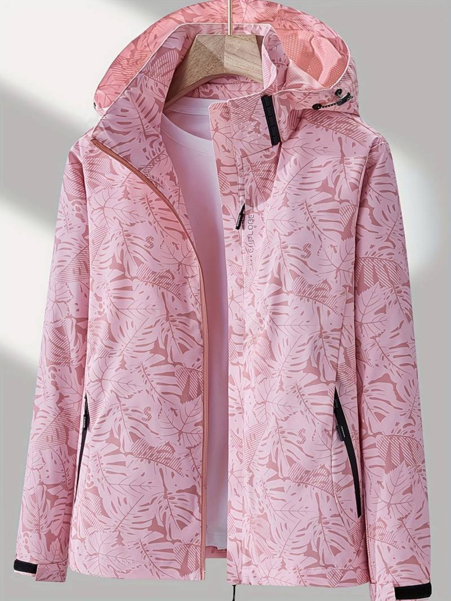 Damen Sportwindbreaker für Outdoor-Looks in Weiß