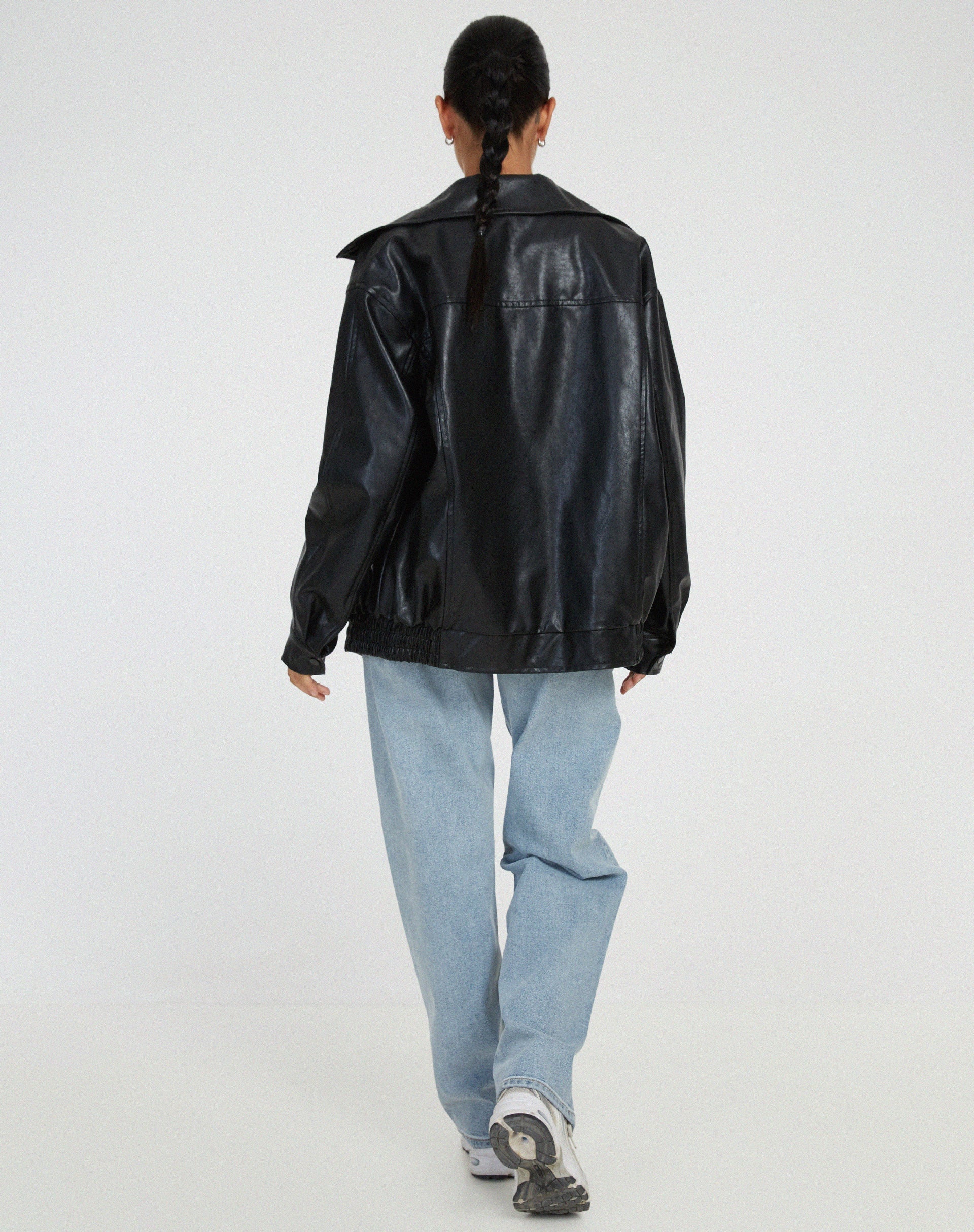 Damen Jacke in Übergröße mit modischem Look in Braun