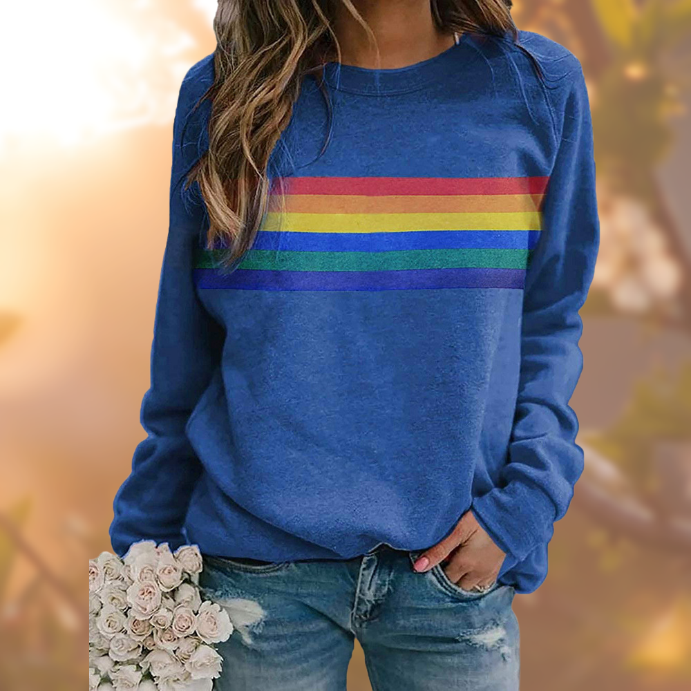 Lolas-Mode - Weicher Pullover mit Regenbogenmuster