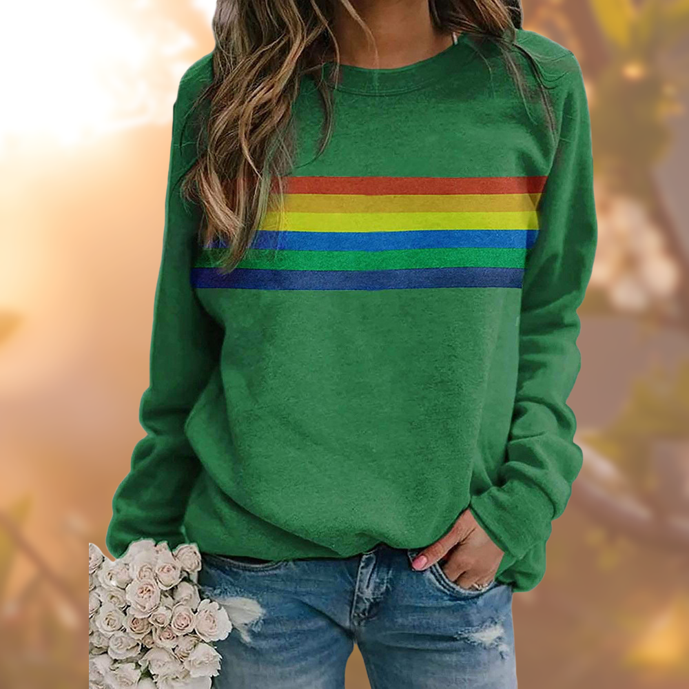 Lolas-Mode - Weicher Pullover mit Regenbogenmuster