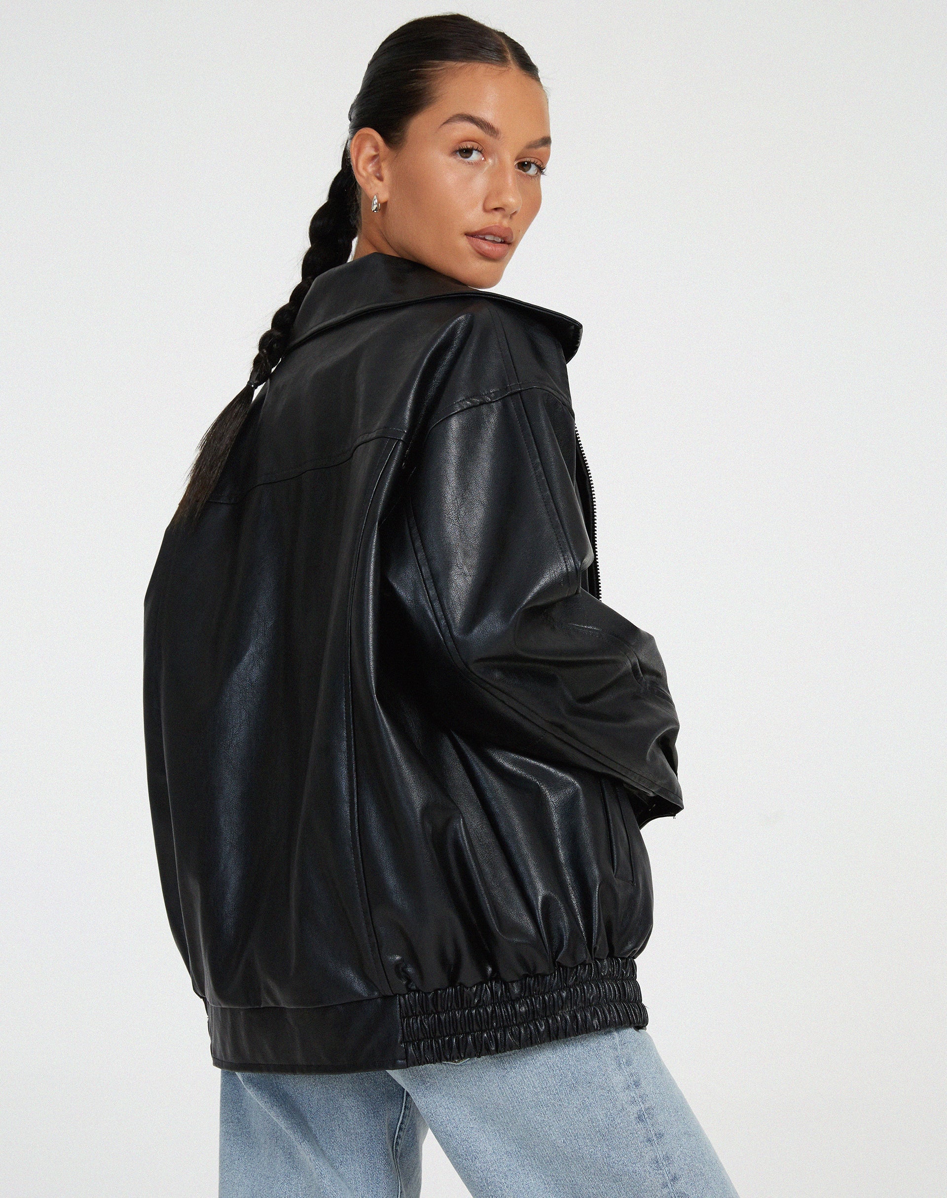 Damen Jacke in Übergröße mit modischem Look in Braun