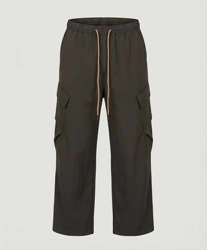 Damen hochgeschnittene weite Freizeit-Hose im Utility-Look mit großen Klappentaschen und Kordelzugbund in Braun