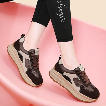 Damen sportliche Sneaker mit bequemer Laufsohle in Khaki