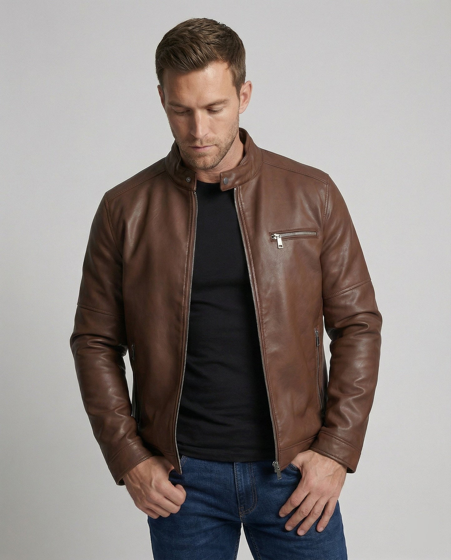Herren moderne Jacke mit Reißverschlüssen in Braun