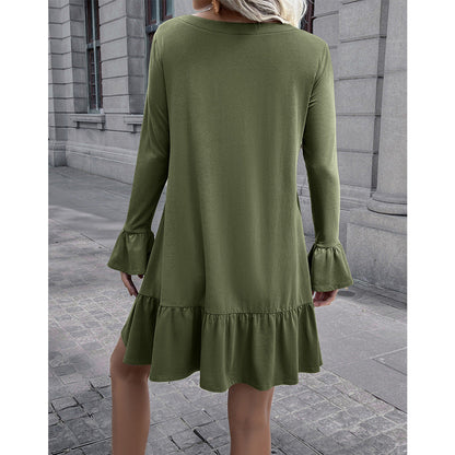 Damen lockeres Kleid mit schmeichelndem V-Ausschnitt und Glockenärmeln in Olivgrün
