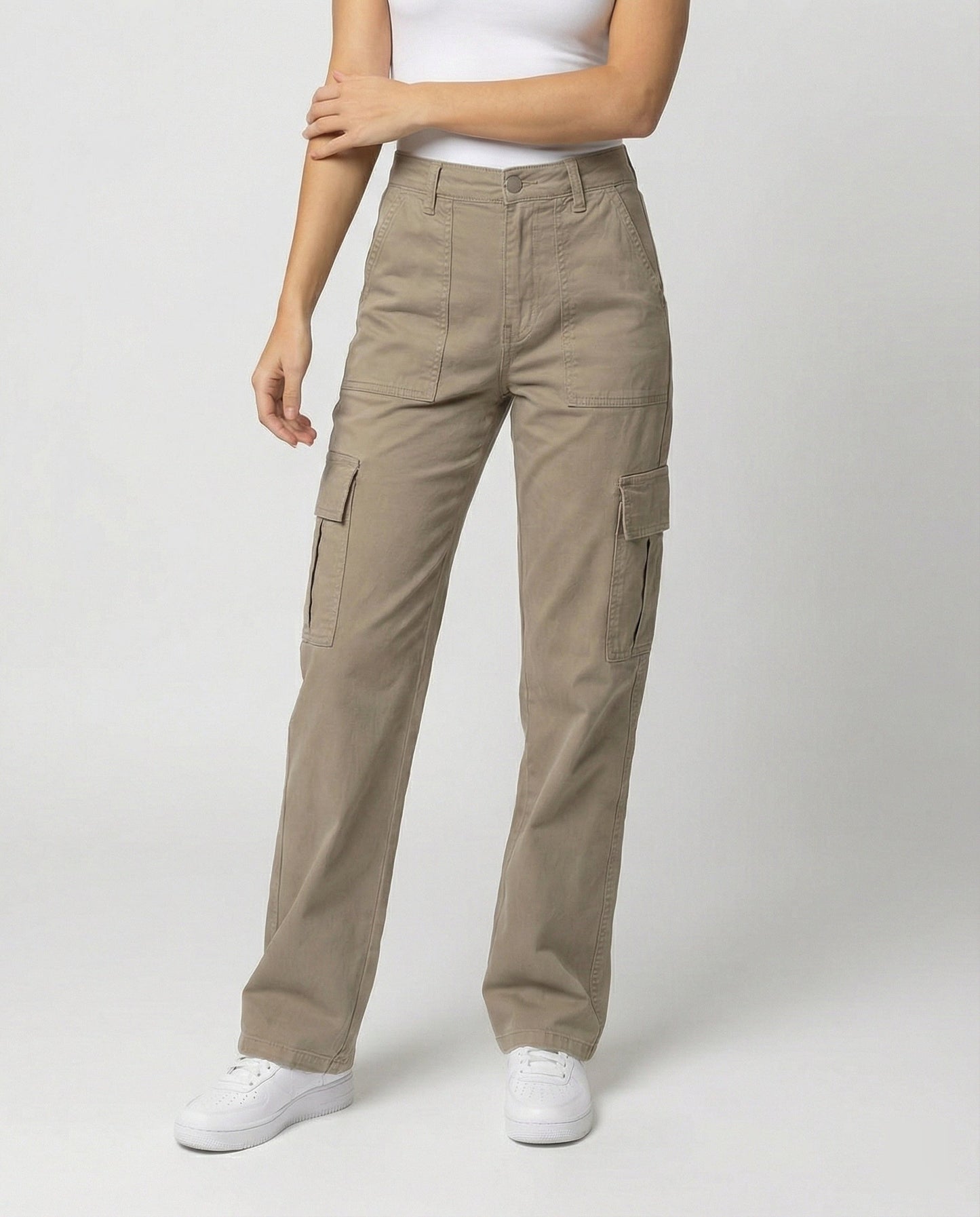 Damen hochgeschnittene Workwear-Cargohose mit geradem Bein und aufgesetzten Klapptaschen in Khaki