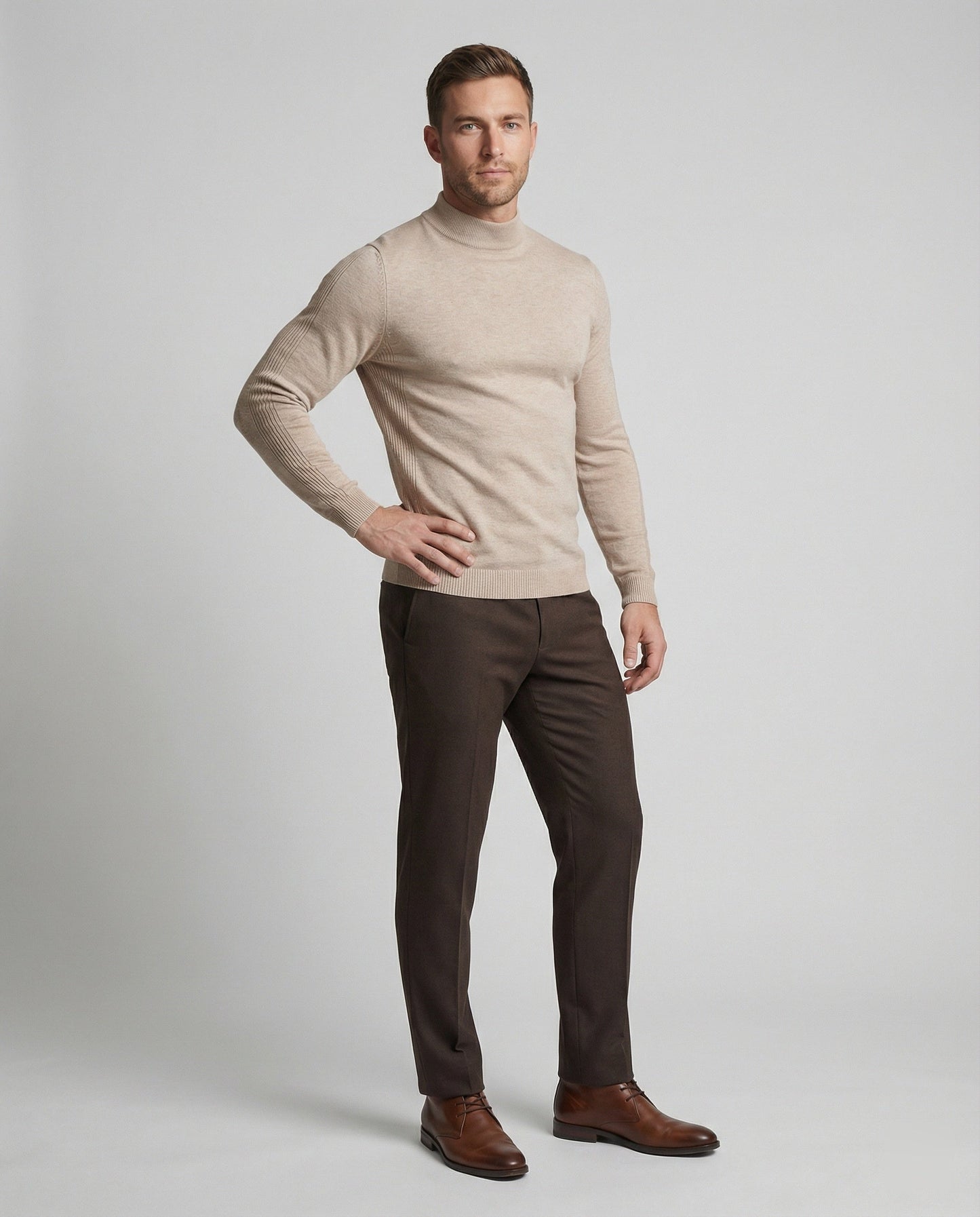 Stilvoller Rollkragenpullover in Karamell