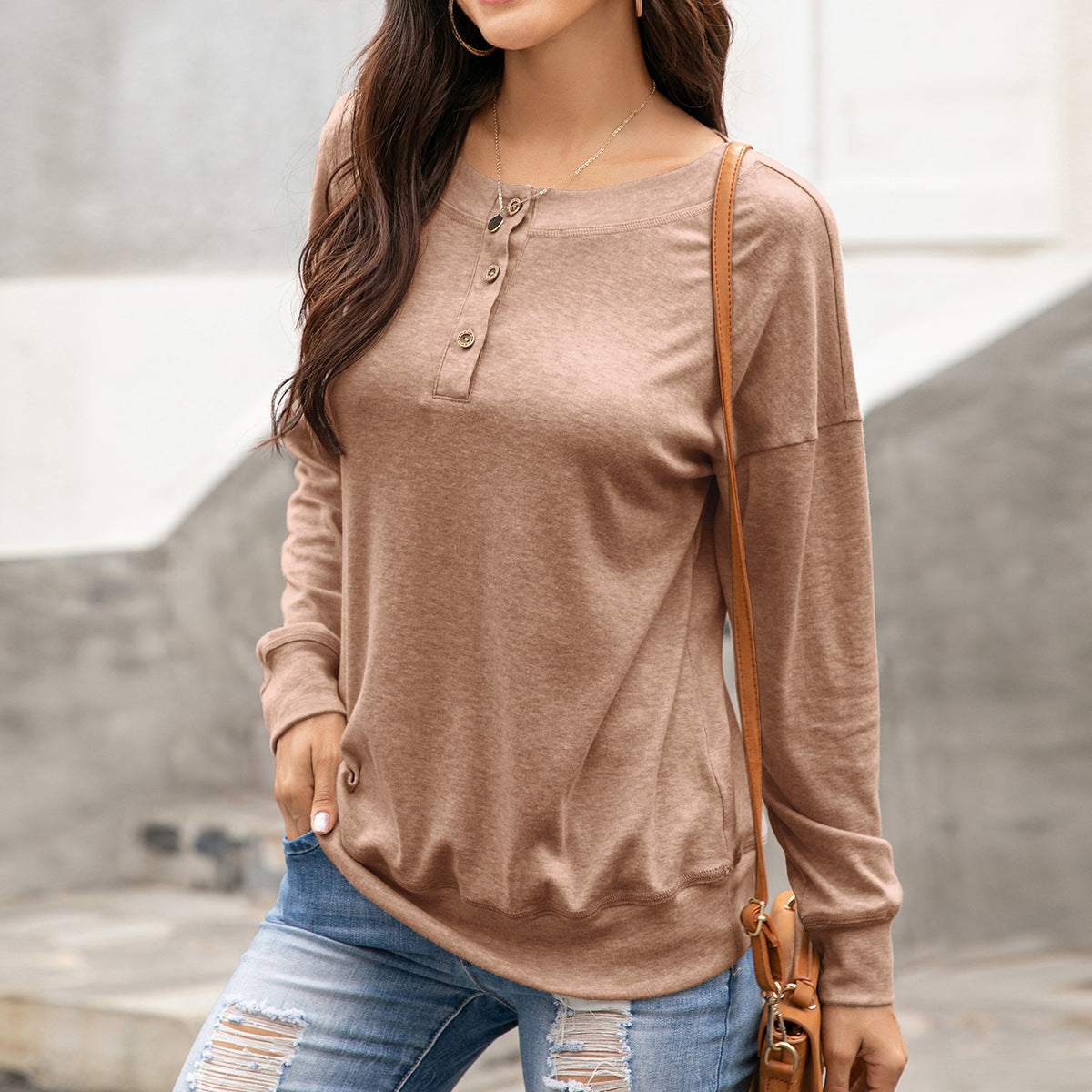 Damen gemütliches Langarm-Henley-Shirt mit Knopfleiste und tiefem Rundhalsausschnitt in Aprikose