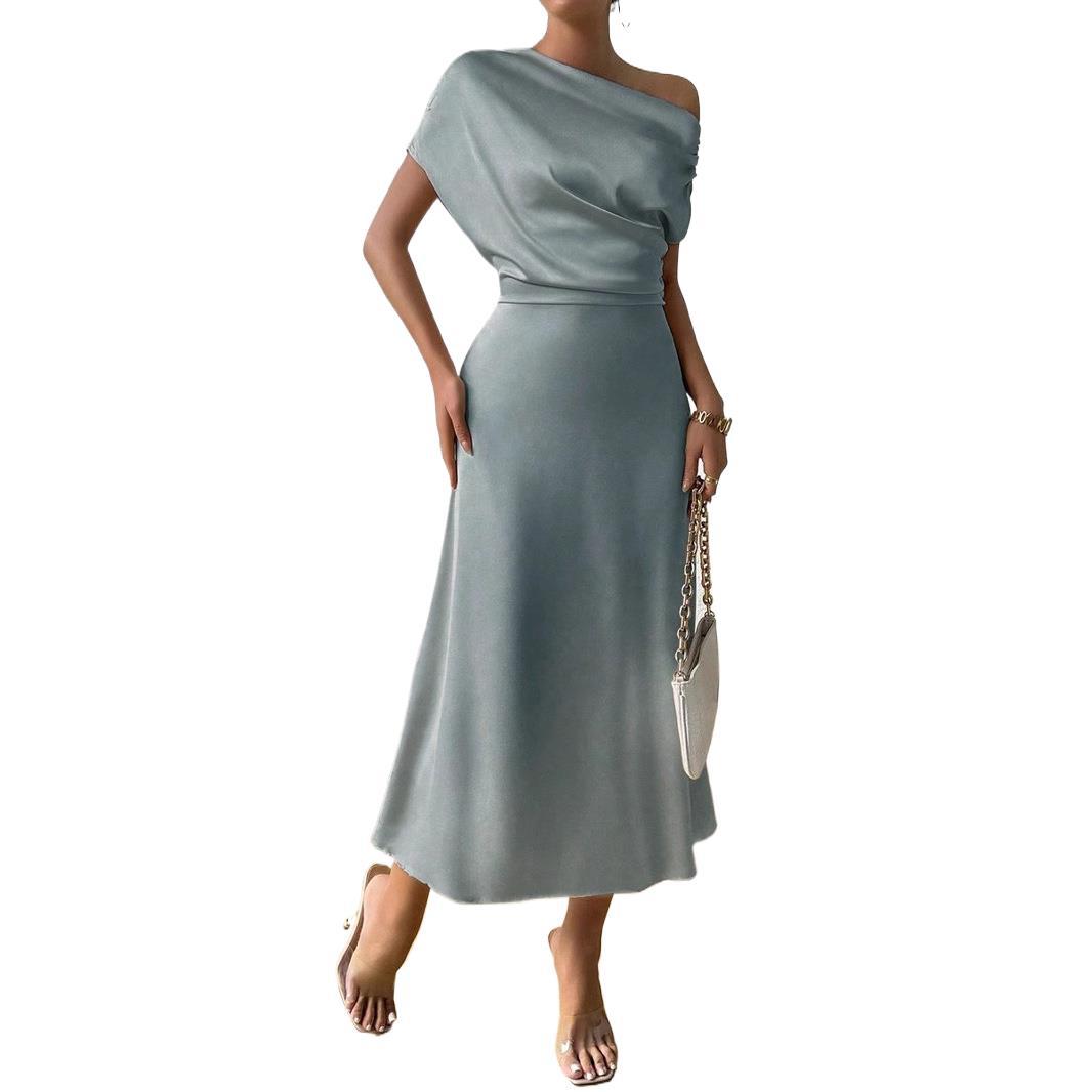 Damen Elegantes und fließendes Abendkleid mit asymmetrischem Schnitt in Grau-Blau