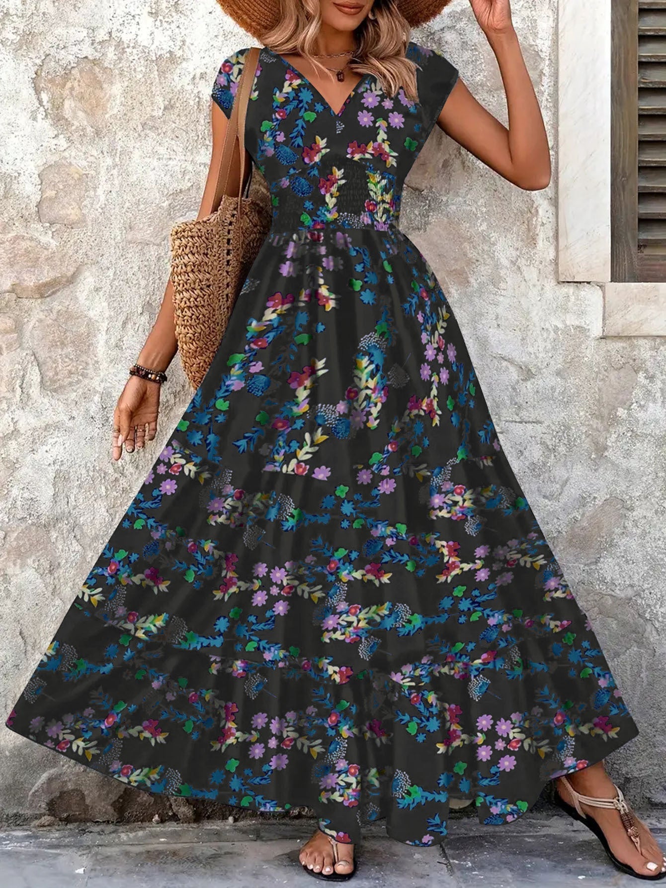 Damen Maxi-Kleid mit floralem Paisley-Muster und schmeichelndem Schnitt in Dunkelblau