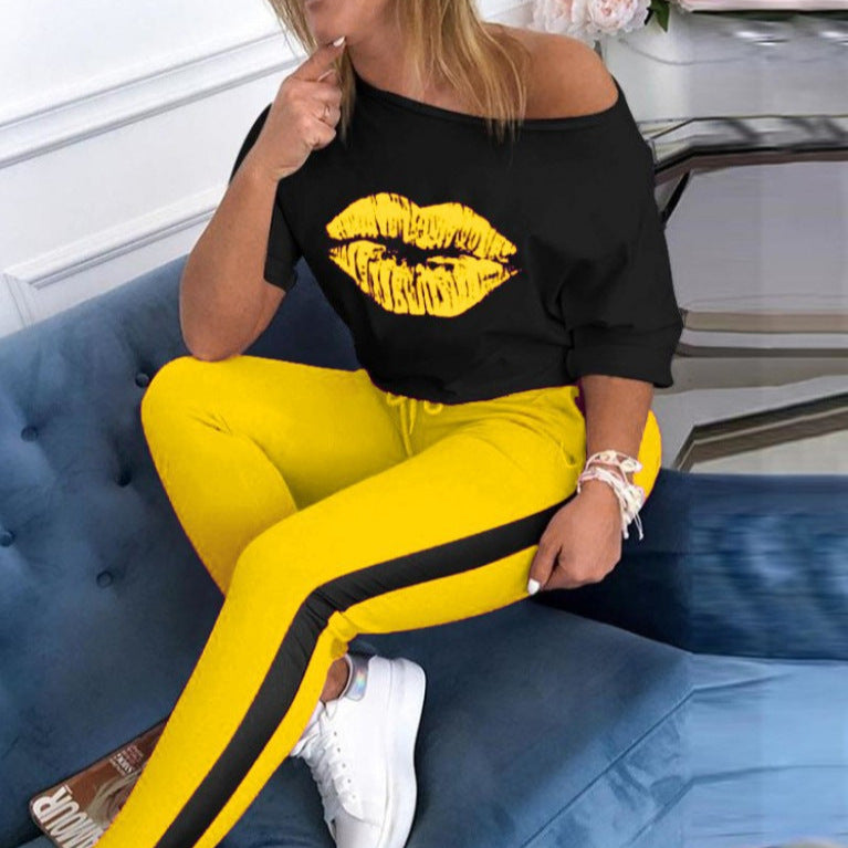 Damen stylisches T-Shirt mit Lippenmotiv in Grün