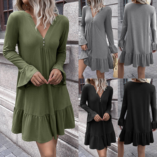 Damen lockeres Kleid mit schmeichelndem V-Ausschnitt und Glockenärmeln in Grau