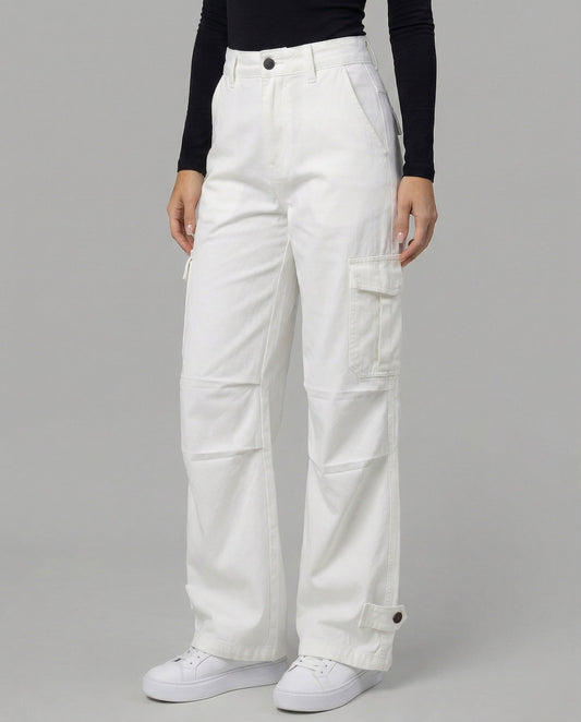 Damen hochgeschnittene weite Cargo-Hose mit Kellerfalten, großen Klappentaschen und verstellbarem Druckknopfsaum in Jeansblau