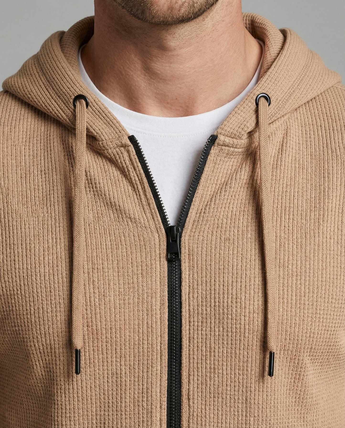 Sportliche Kapuzenjacke Herren mit modernem Mesh-Design in Oliv