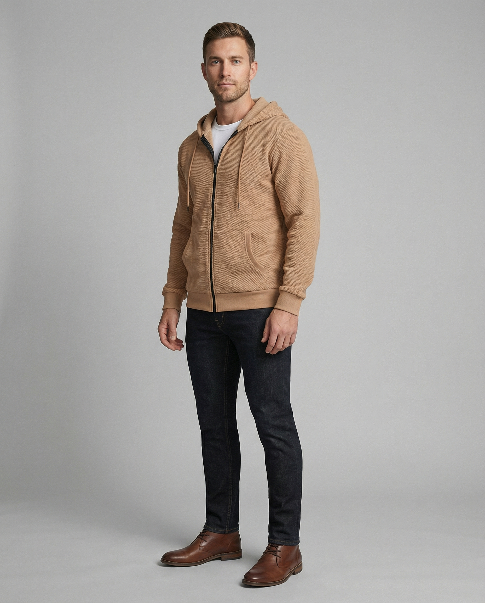 Sportliche Kapuzenjacke Herren mit modernem Mesh-Design in Grau