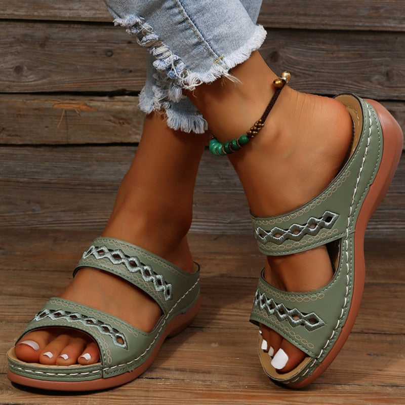 Bequeme Sandalen in Rot