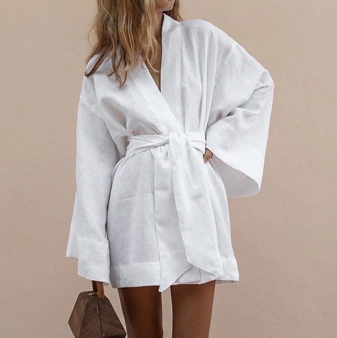 Kimono mit Gürtel in Weiß