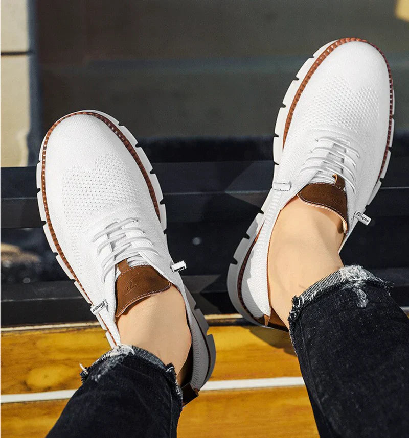 Leichte Schuhe für Herren in Weiß