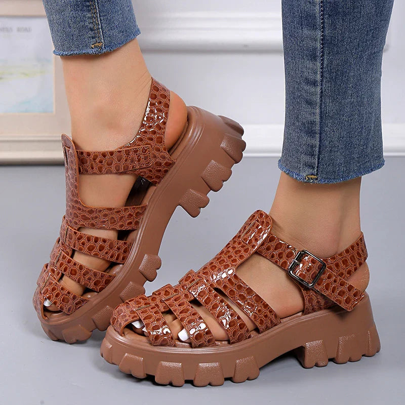 Waveselegance Gladiatoren Sandalen in Schwarz