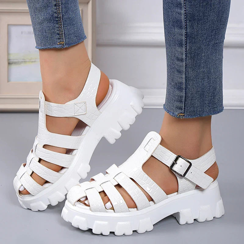 Waveselegance Gladiatoren Sandalen in Schwarz