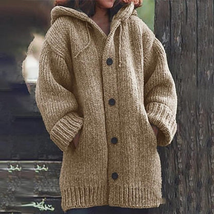 Strickjacke - Oversized Passform - Dickes und Warmes Material - mit Kapuze in Khaki