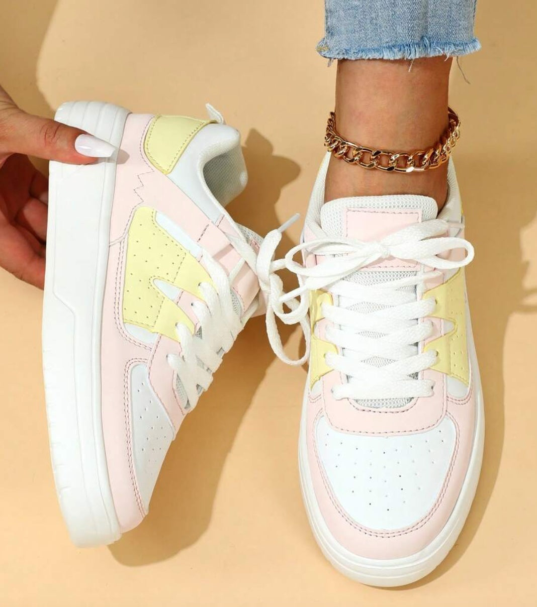 Trendige Damen-Sneaker in Weiß-Gelb
