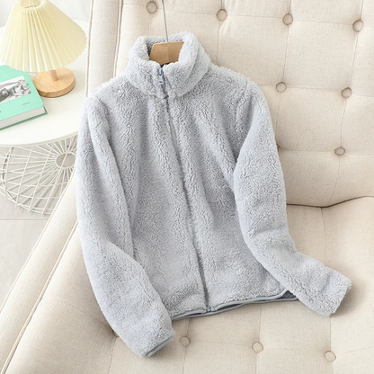 Weiche Damen Teddyjacke mit Reißverschluss und hohem Kragen in Beige