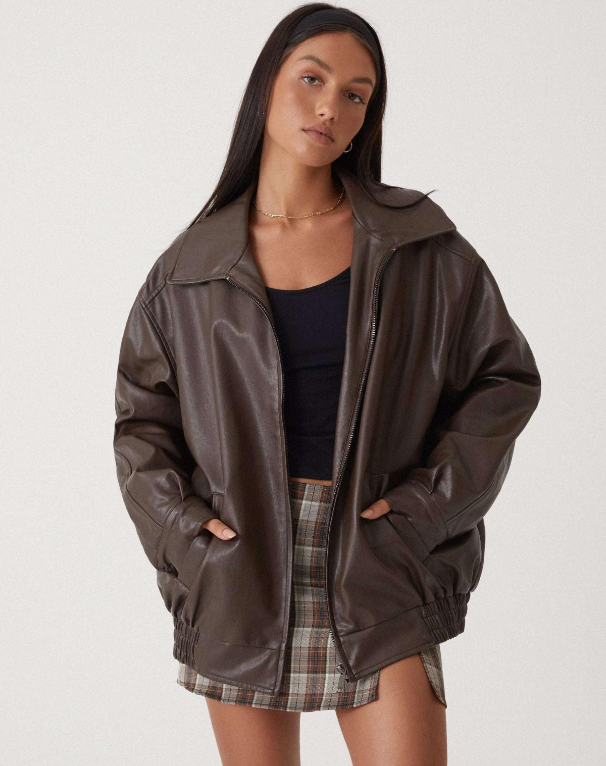 Damen Jacke in Übergröße mit modischem Look in Schwarz